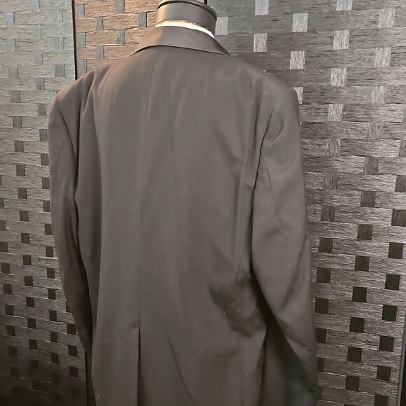 Men's Classic Black Tux Blazer Size 42R - Picture 8 of 13